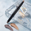 Privé Duo Eyeshadow 400. Turtledove + Frosted Nut